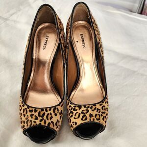 Express Leopard Calf Hair Leather Peep Toe High Heels sz 7 Mob Wife Luxury